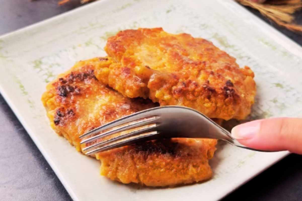 Sai che con le panelle ci puoi fare una scaloppa al limone da paura? Segnati la ricetta, ancora non la conosci ma ti conquisterà