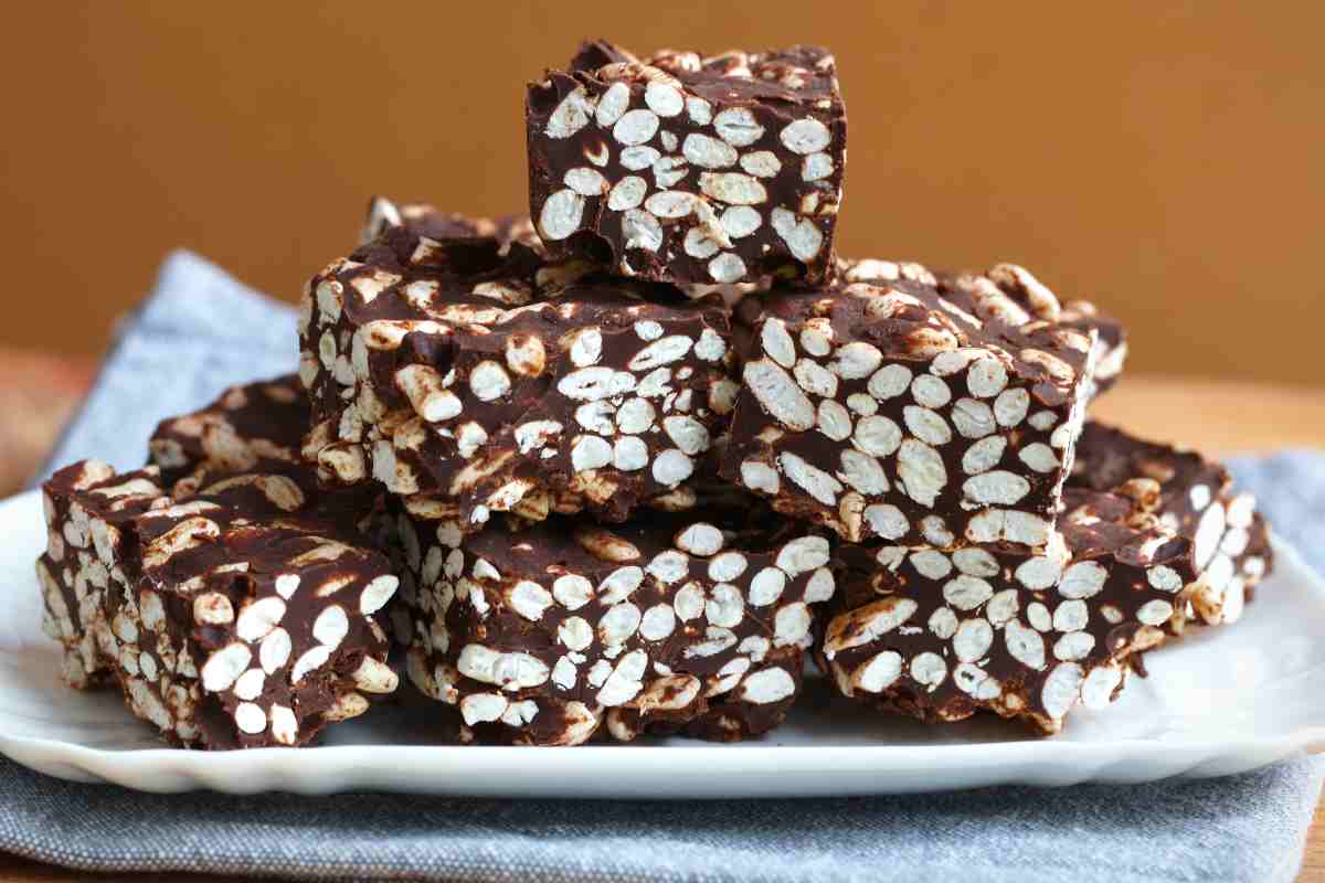 Snack di riso soffiato e cioccolato 08062025 buttalapasta.it
