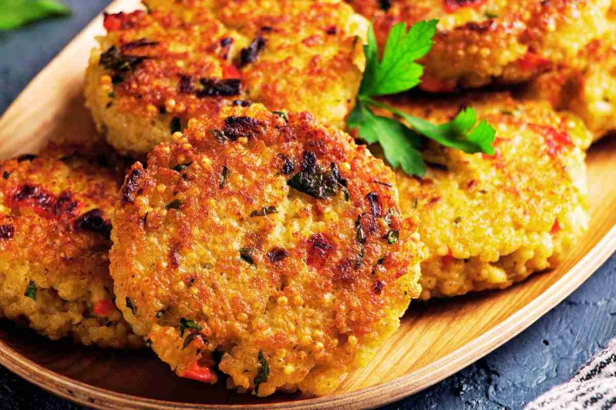 Ci metto dentro 5 verdure diverse e pure i bambini fanno a gara per mangiare questi tortini, sono eccezionali