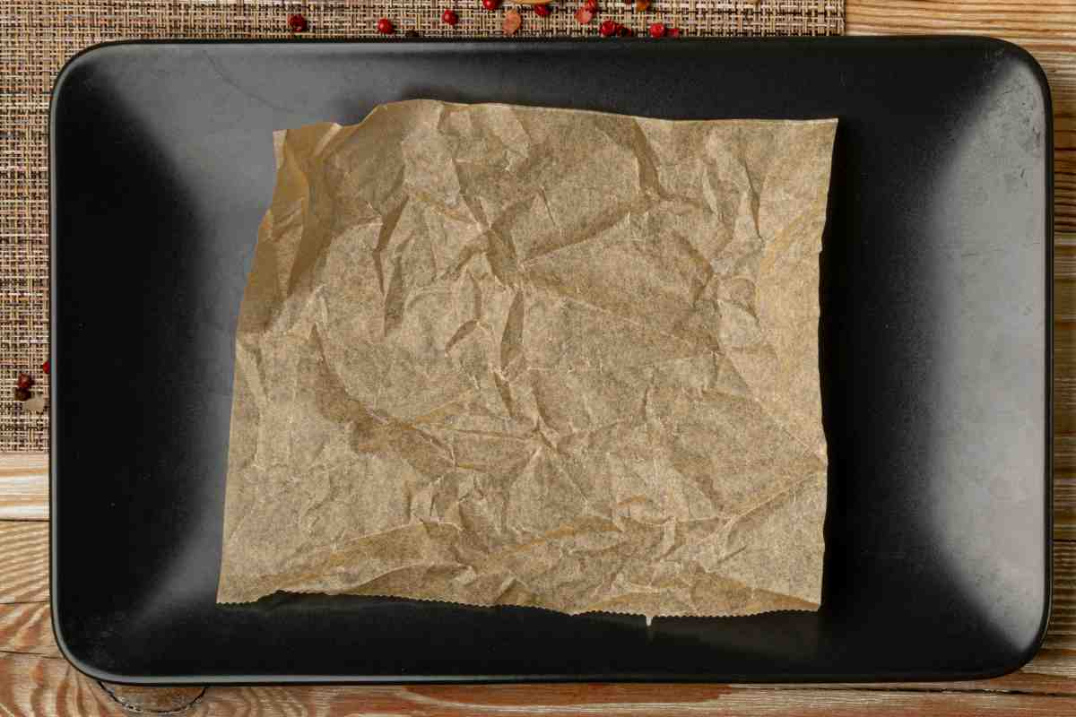 Carta forno su teglia