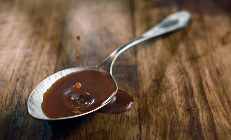 cucchiaio di salsa