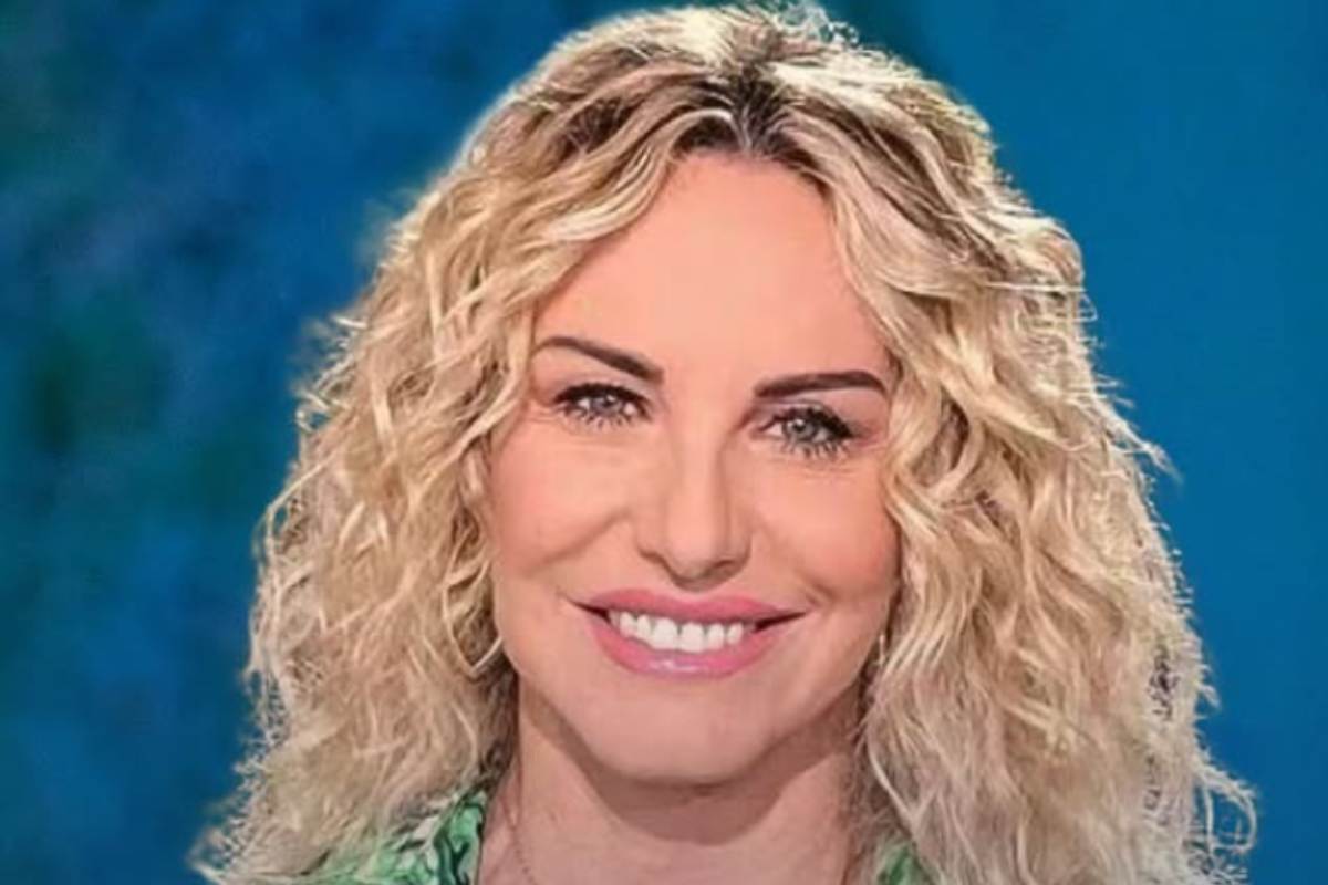antonella clerici che sorride
