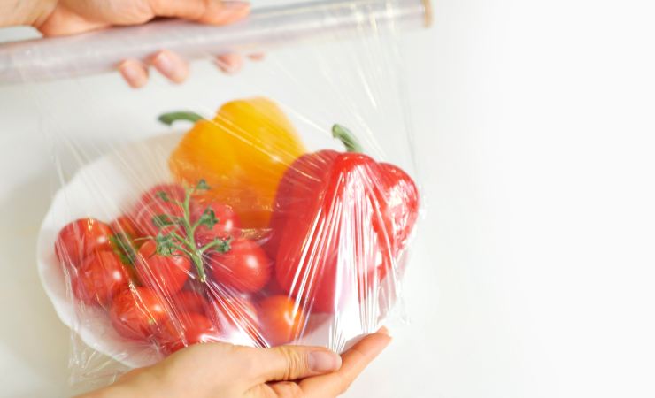 cibo avvolto nella pellicola