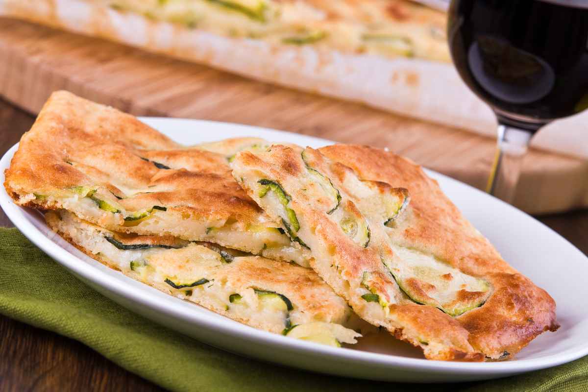 focaccia con le zucchine a fette