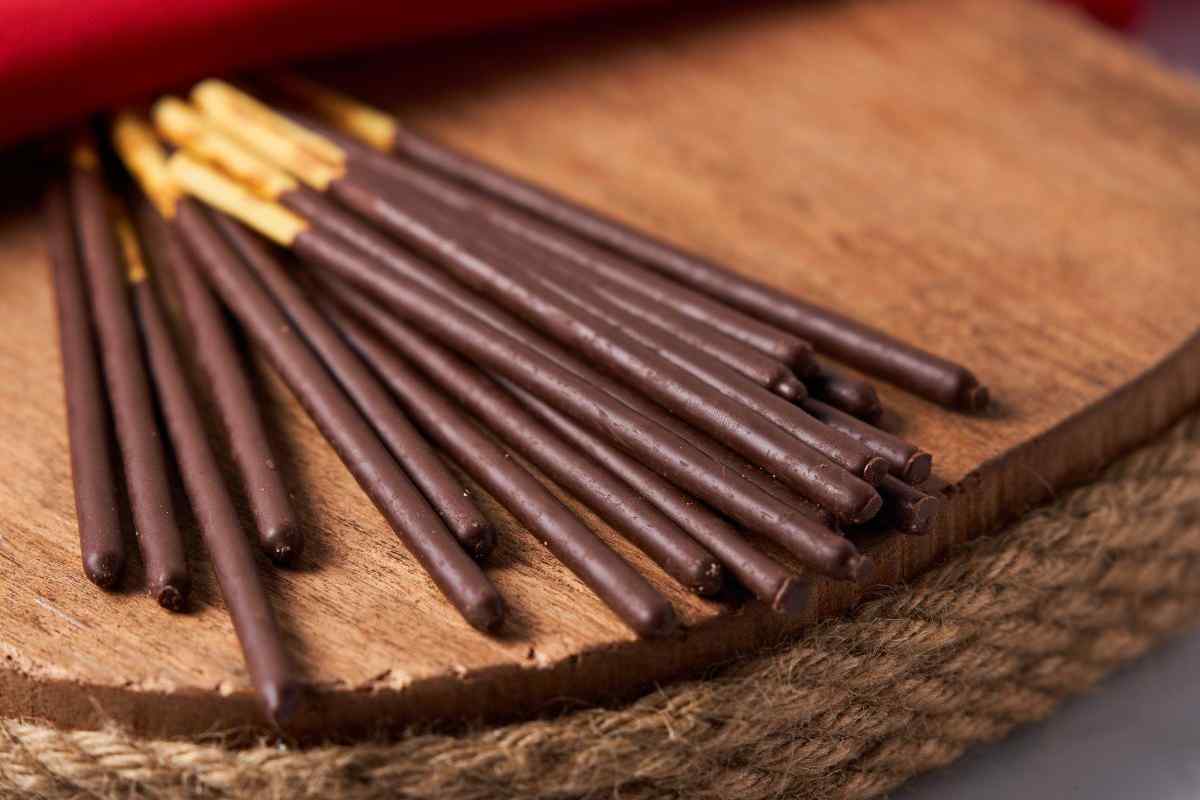 bastoncini ricoperti di cioccolato