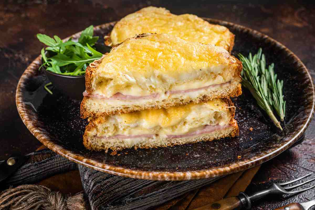 tramezzino prosciutto e formaggio
