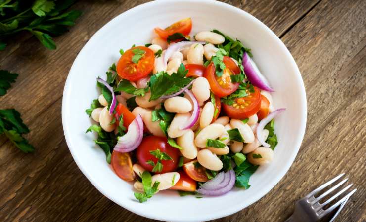 fagioli pomodori e cipolla