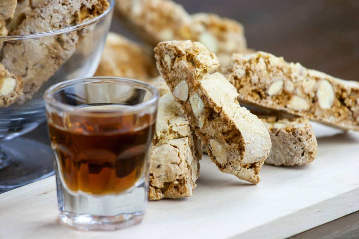 biscotti e amaro