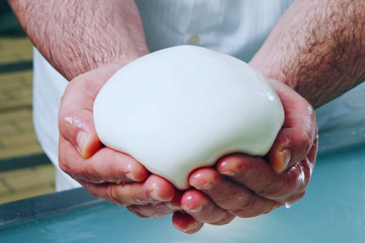 Allarme dal Ministero, il richiamo alimentare: 