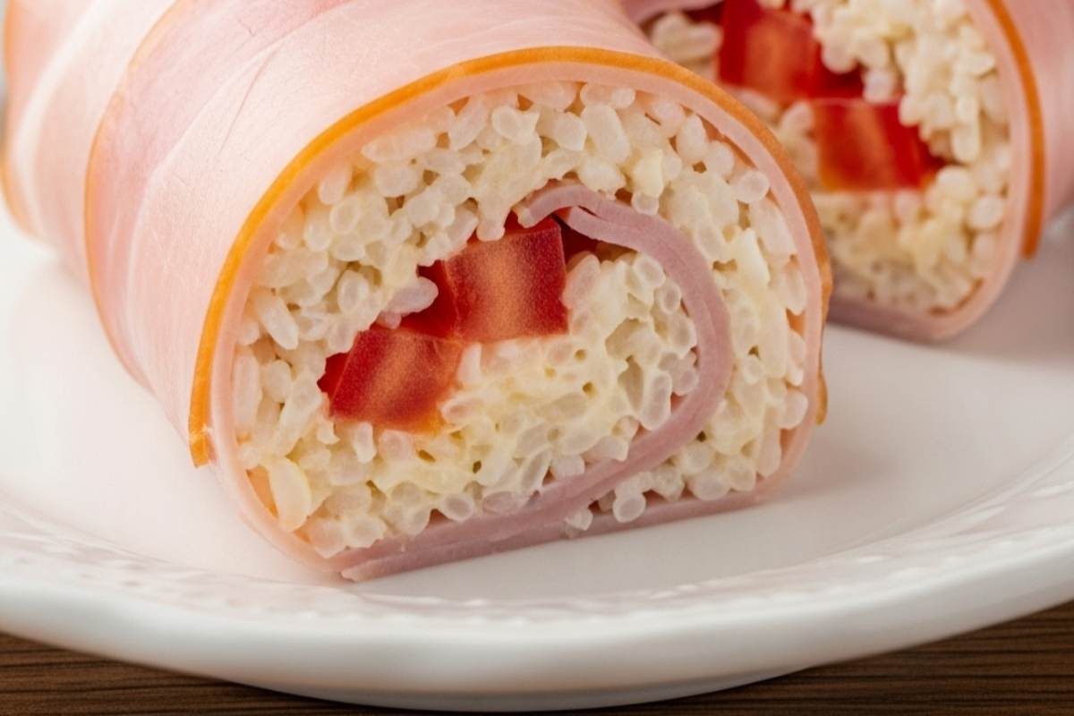 riso freddo avvolto nel prosciutto cotto
