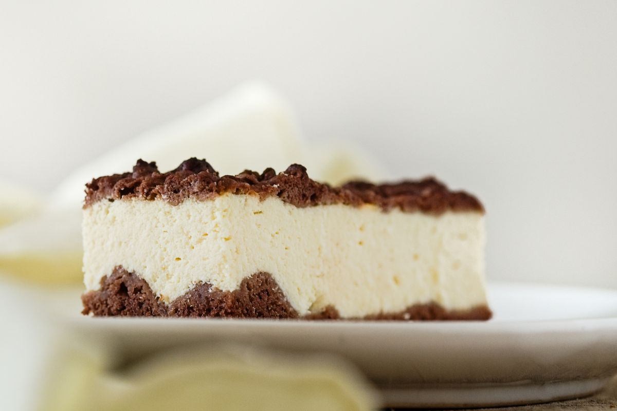 torta con panna e biscotti al cioccolato
