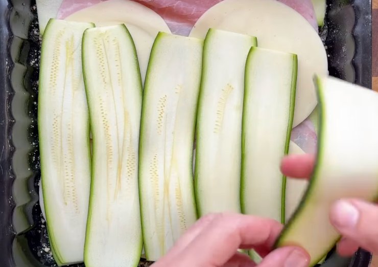 teglia con zucchine prosciutto e formaggio