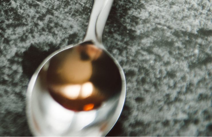 Un cucchiaio di aceto di mele
