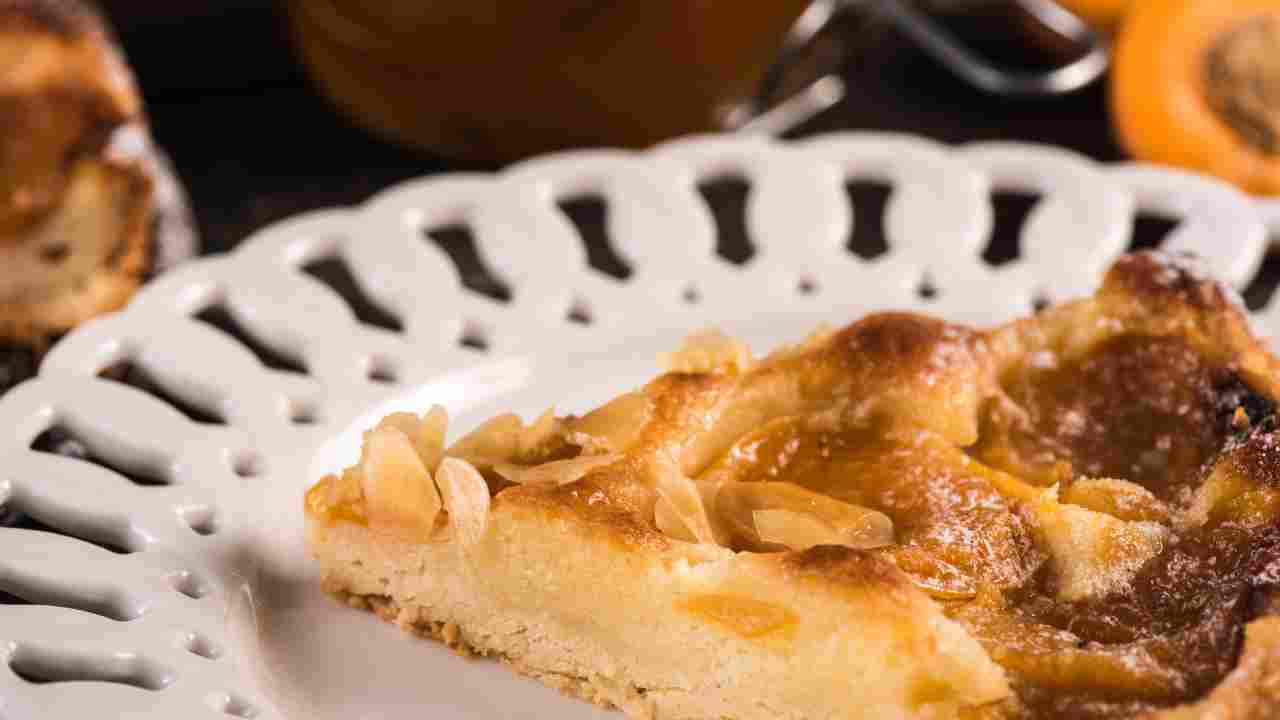 Crostata con fichi freschi e mandorle