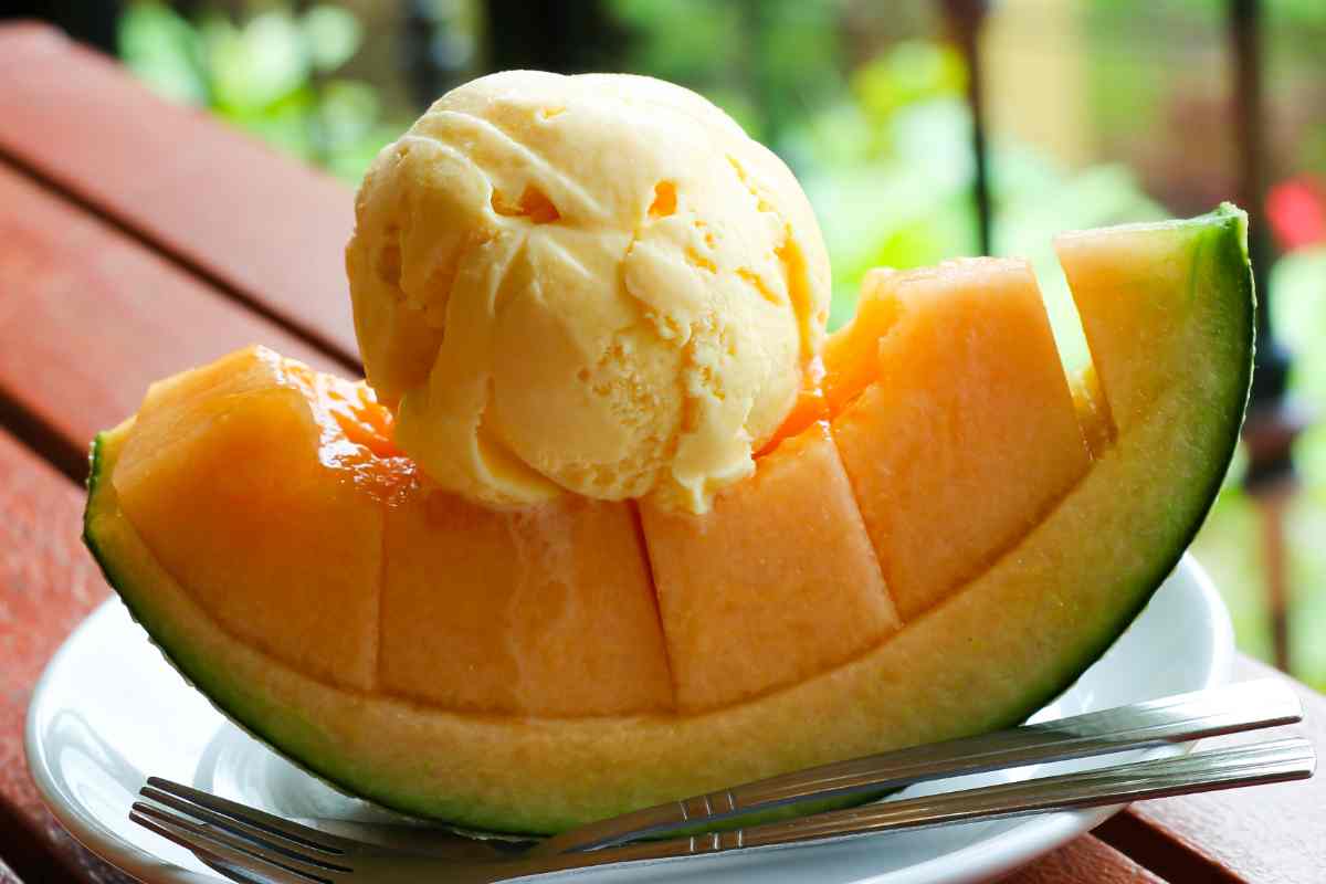 No, il melone non lo servo col prosciutto perché lo uso per farci un gelato profumatissimo
