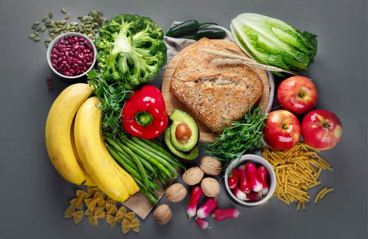 Diversi alimenti ricchi di fibre