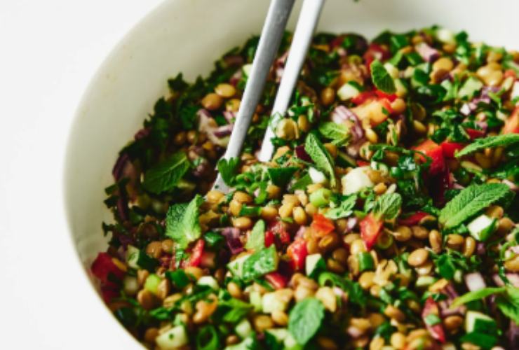 Tabbouleh di lenticchie in primo piano