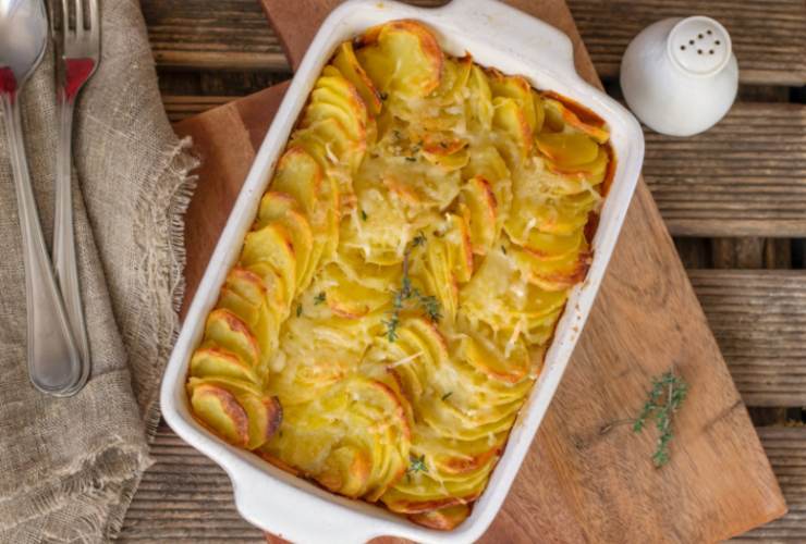 Teglia di patate al forno