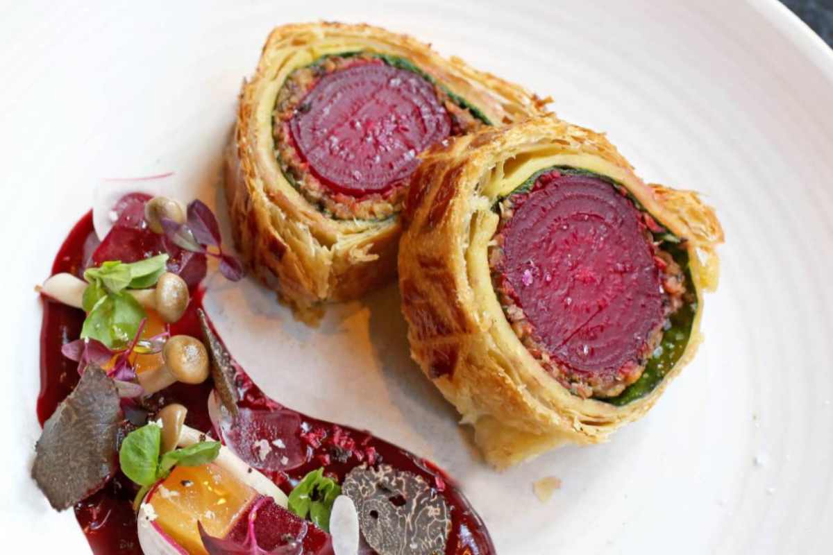 filetto alla wellington vegano fatto con la barbabietola