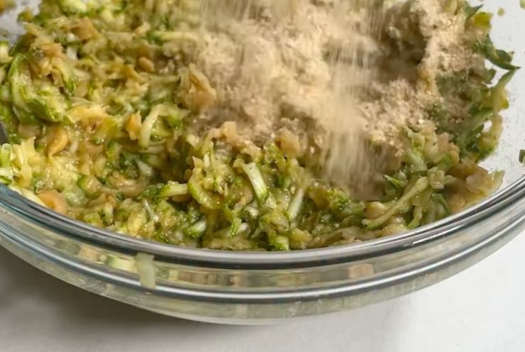 ciotola con vari ingredienti