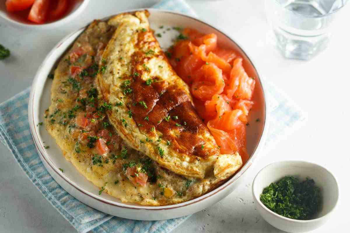omelette con salmone