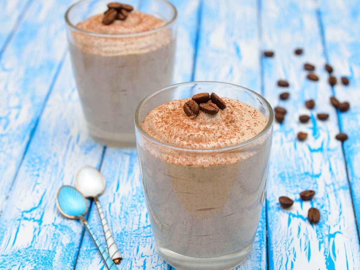 coppette con mousse caffè
