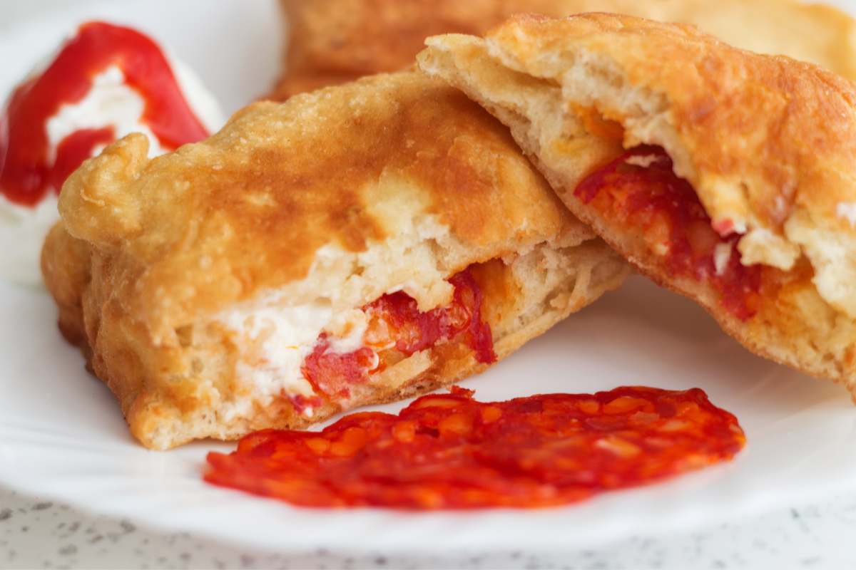 panzerotti con salame piccante