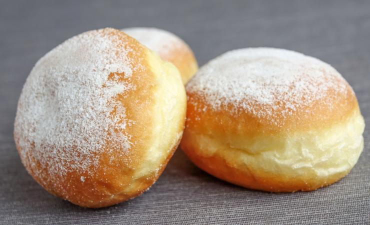 bomboloni alla crema