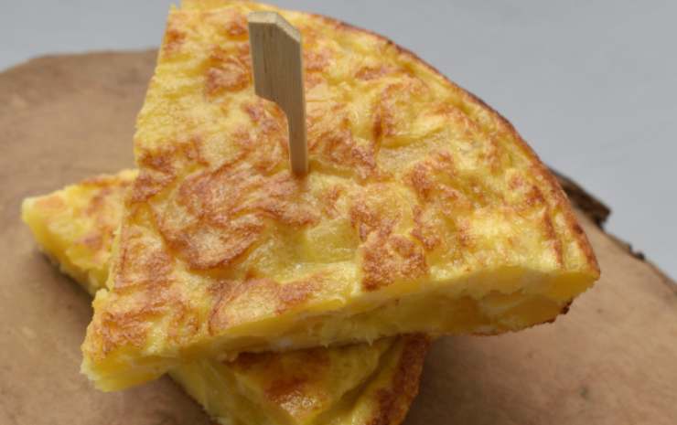 frittata tagliata a triangoli