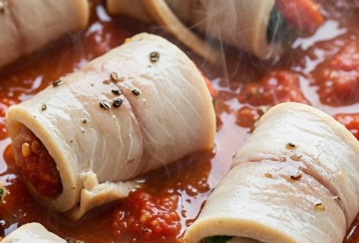 involtini di pesce con sugo di pomodoro