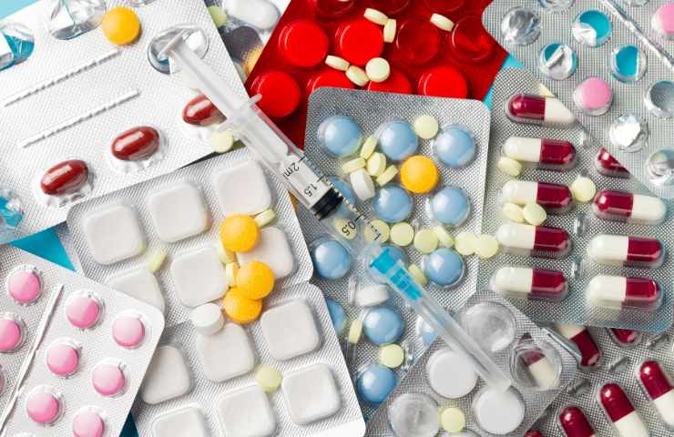 Farmaci diversi sparsi