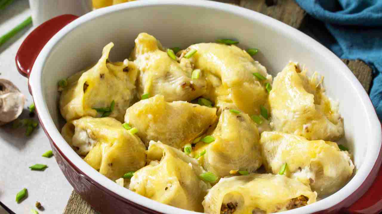 Conchiglioni ripieni al forno