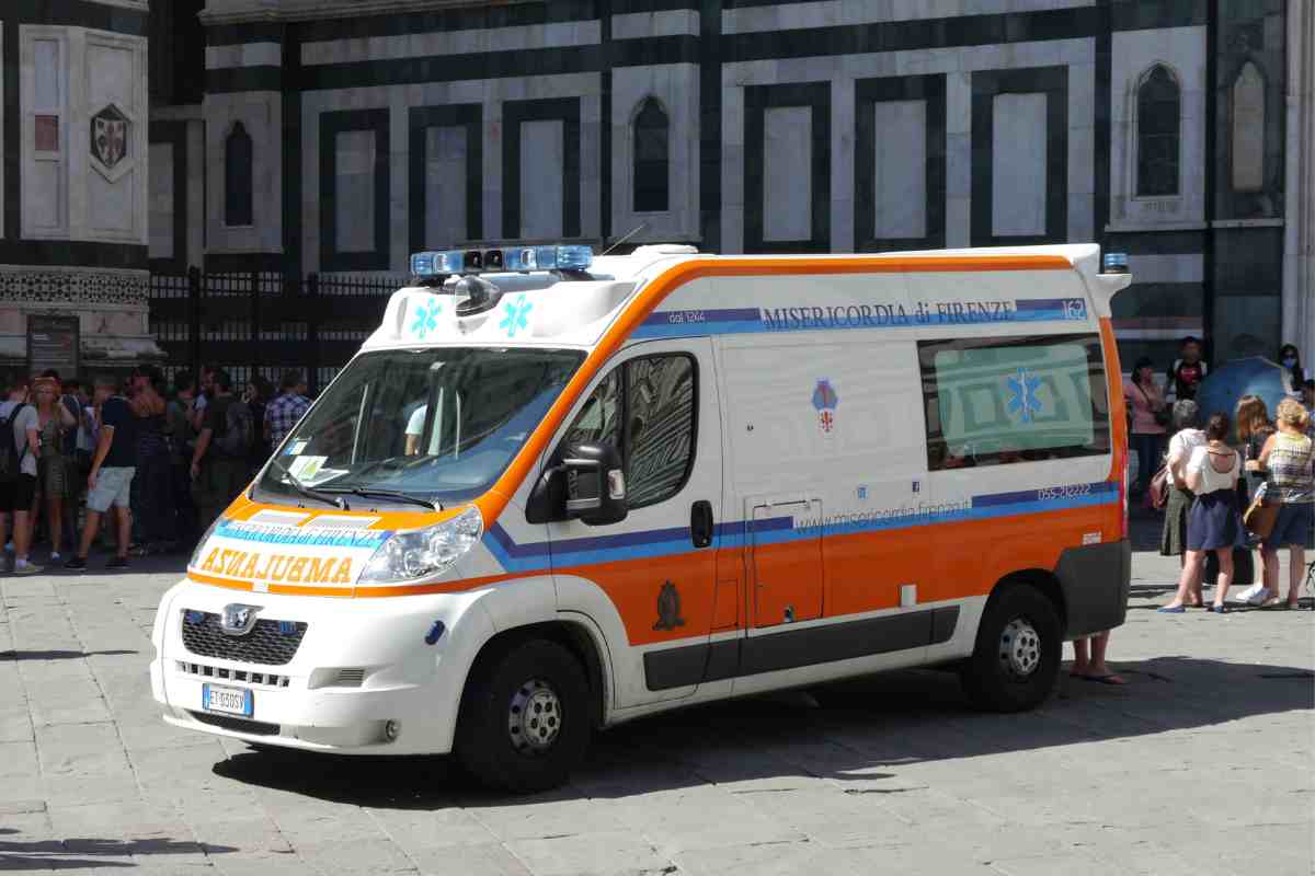 Una ambulanza a Firenze