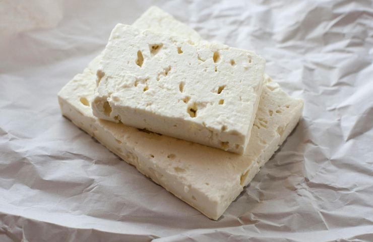 Del formaggio feta