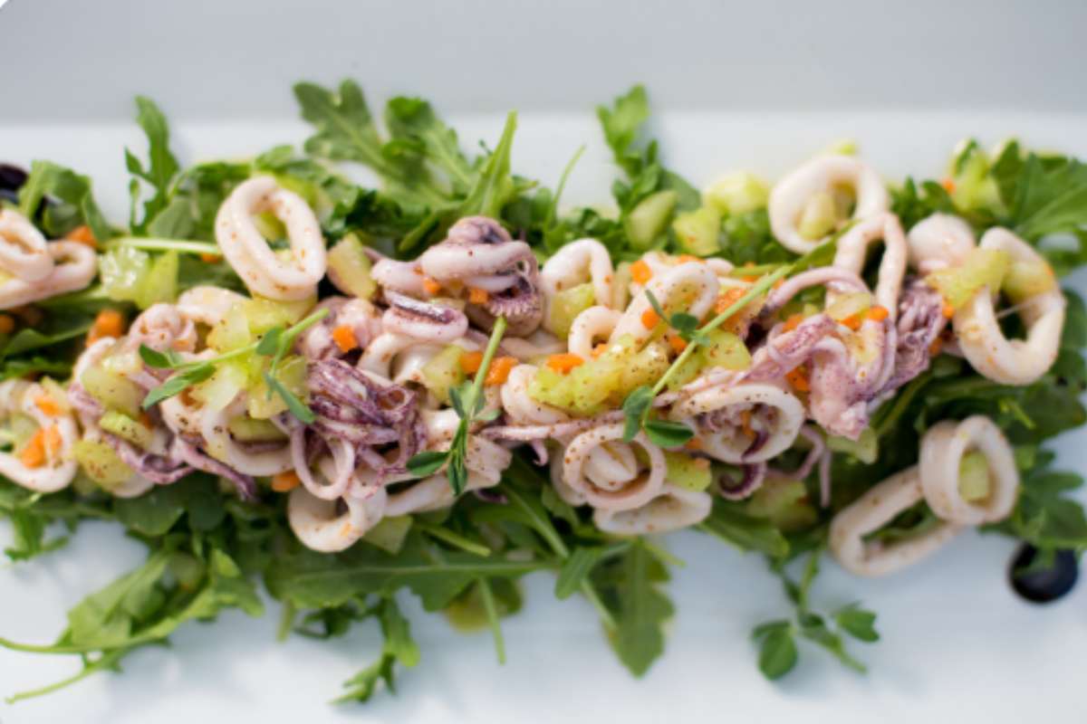 Insalata di calamari patate e rucola