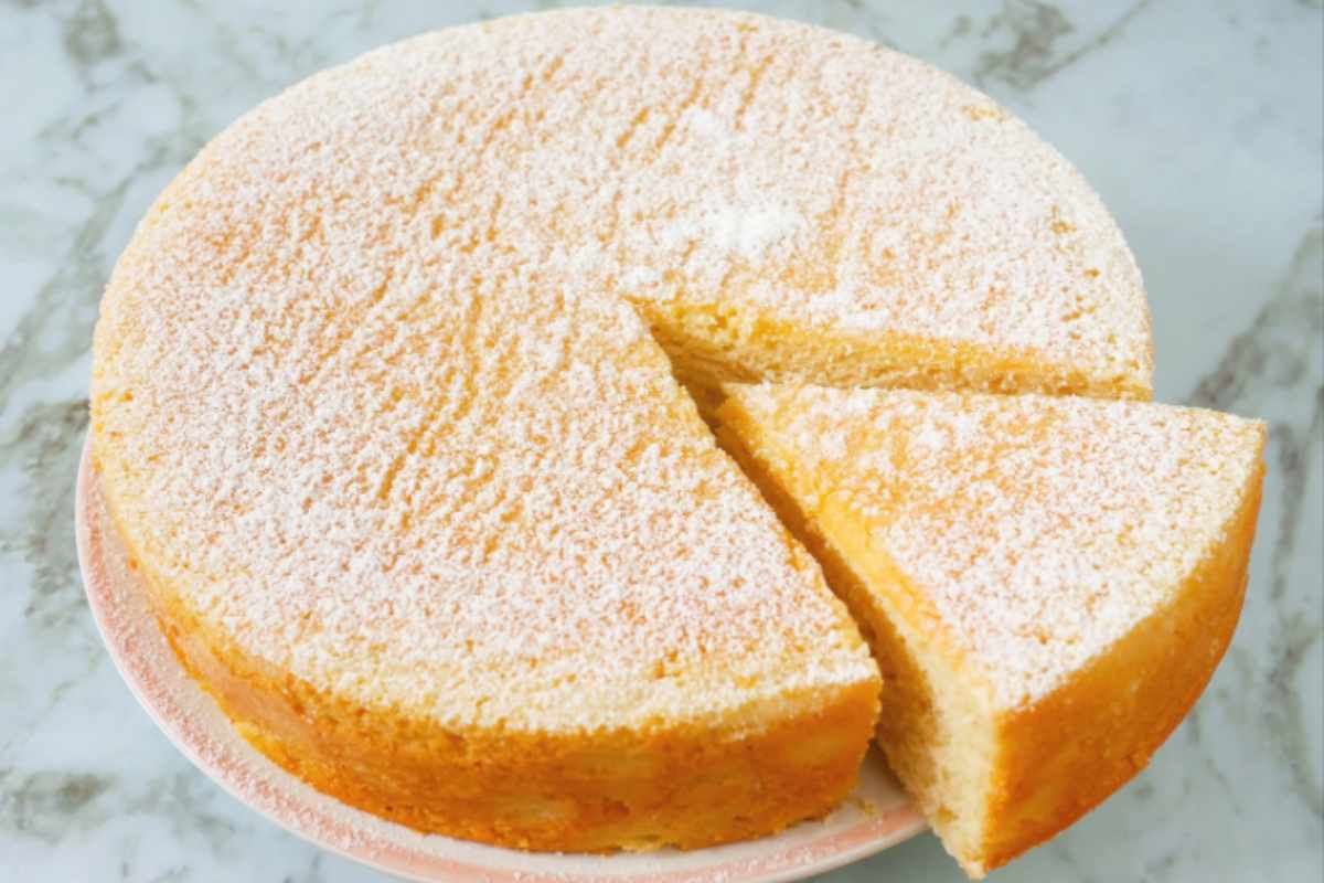 Torta con zucchero a velo