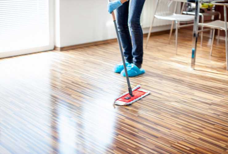 pulire il parquet
