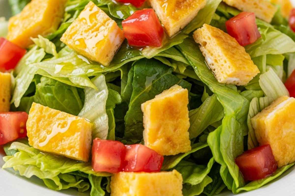 insalata di lattuga con frittata