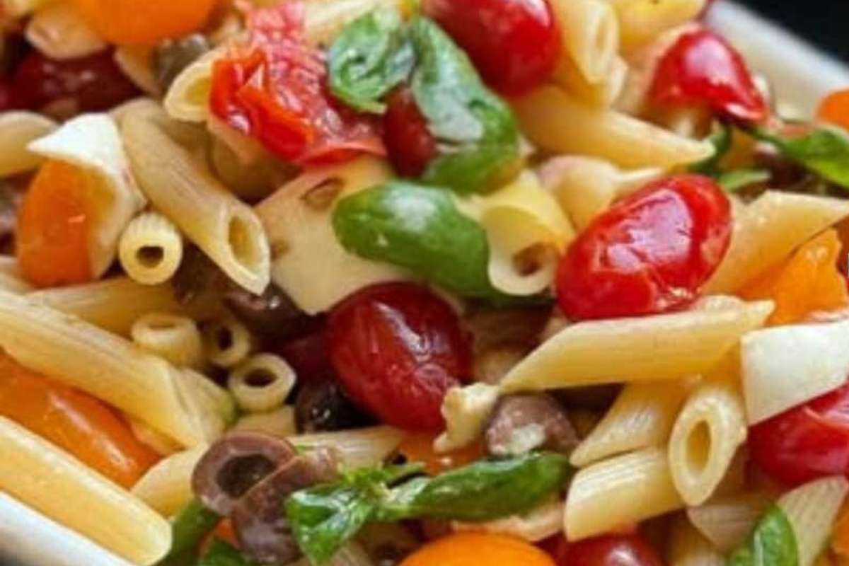 pasta pomodorini basilico e olive