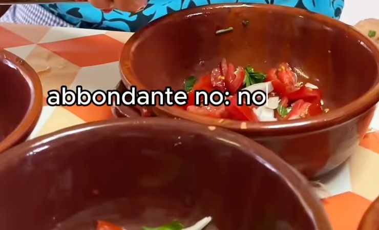 tiella con ingredienti vari