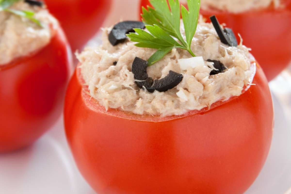 pomodori ripieni con tonno
