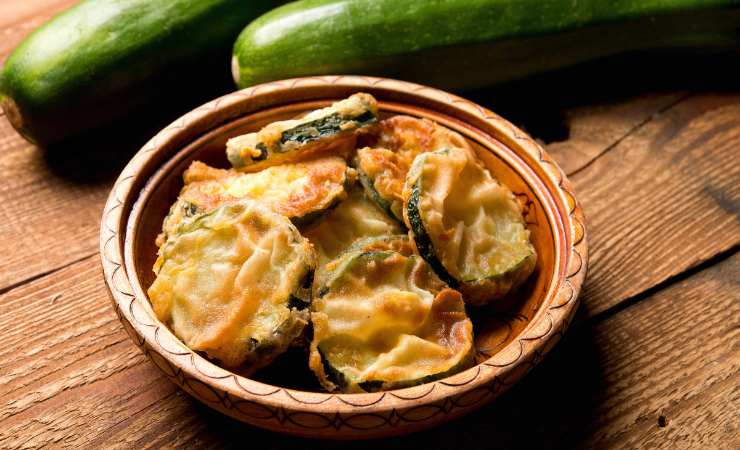 scodella di zucchine impanate