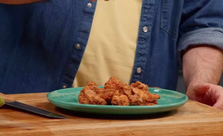 piatto di pollo fritto