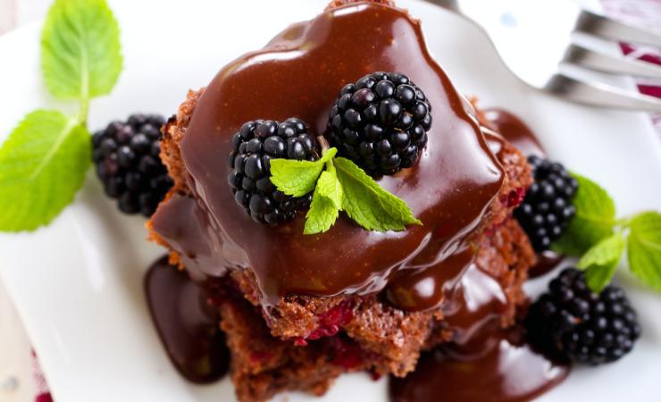 brownies cioccolato e more con cioccolato fuso