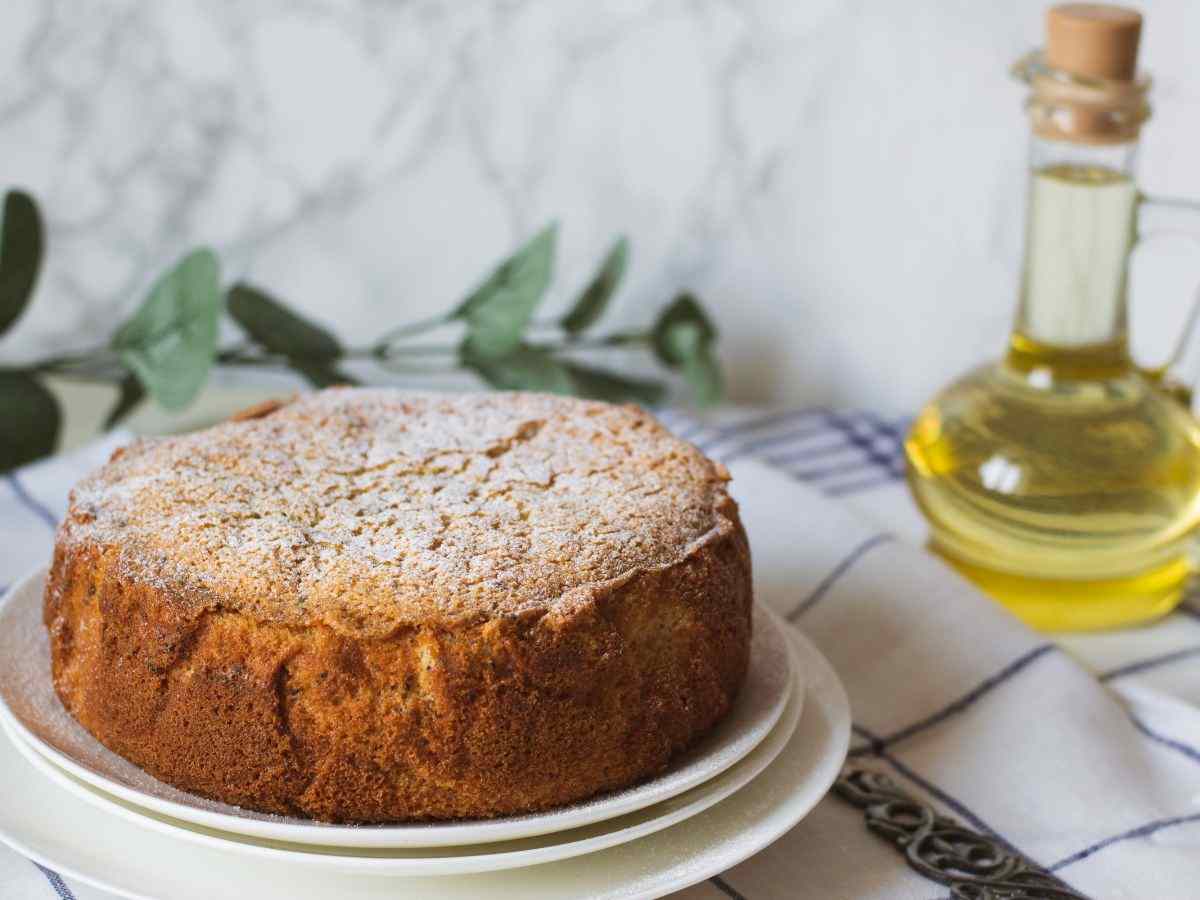 torta soffice con fiaschetta di olio
