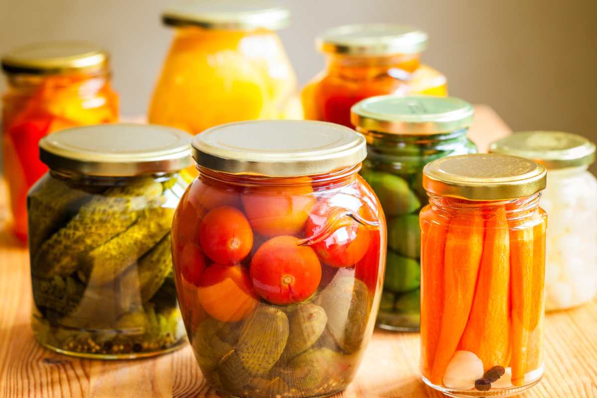 vasetti sott'olio e sott'aceto