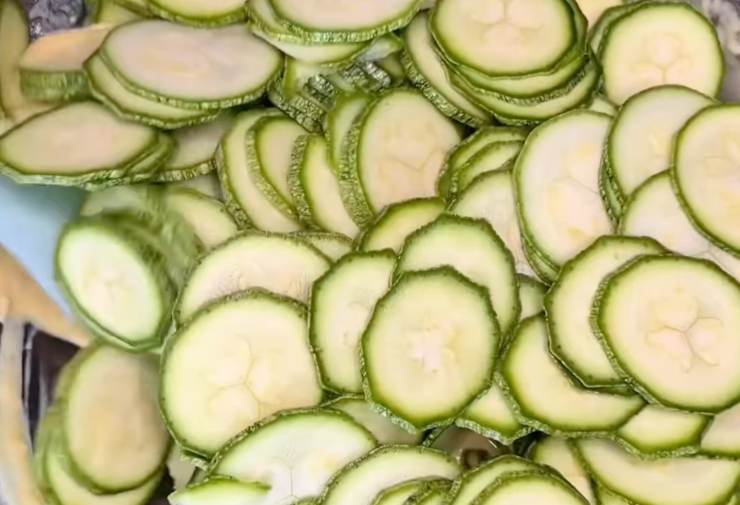 zucchine in una ciotola