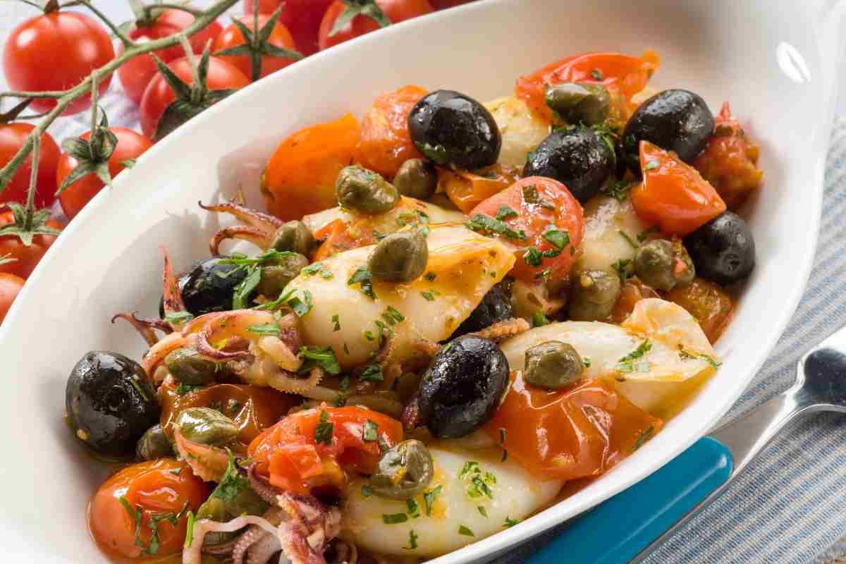 Calamari con pomodori