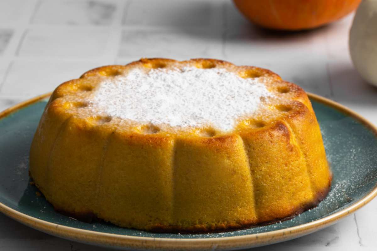torta cheesecake di zucca con zucchero a velo