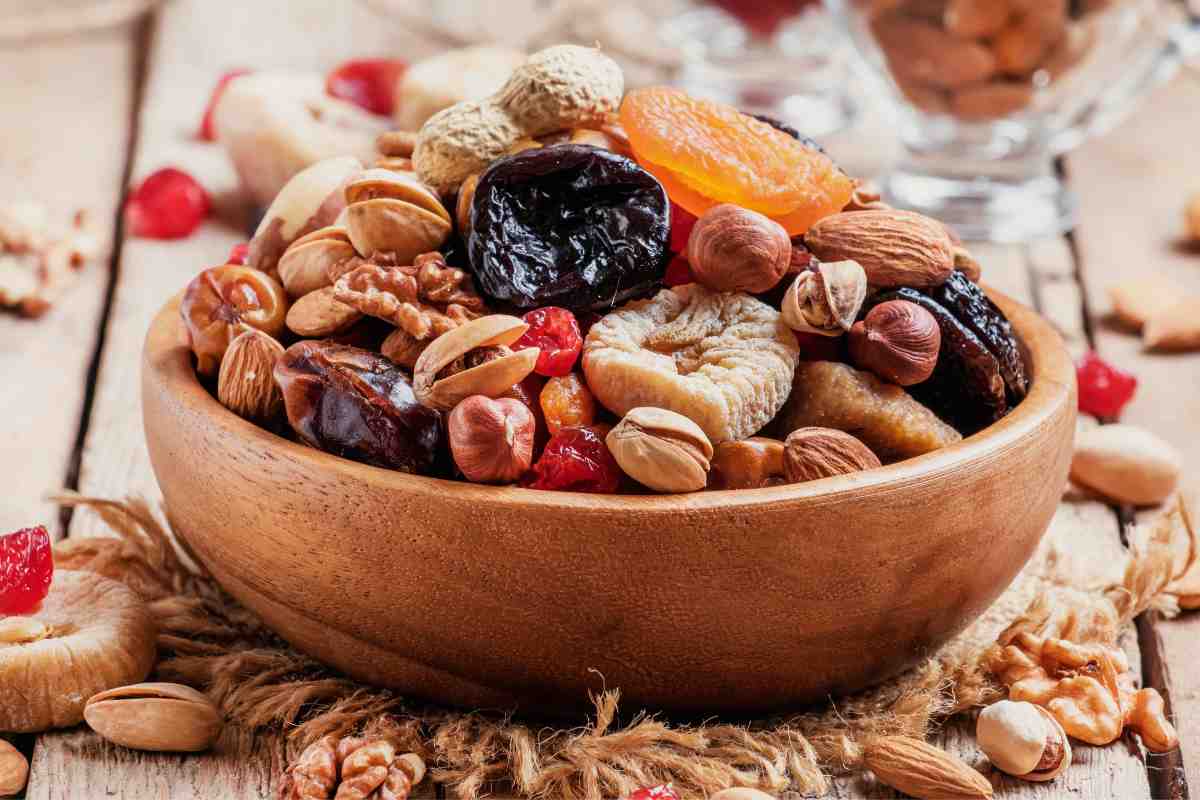 ciotola di frutta secca mista